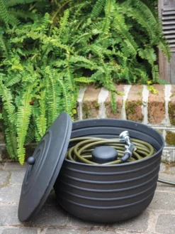 Matte Black Ribbed Hose Pot With Lid